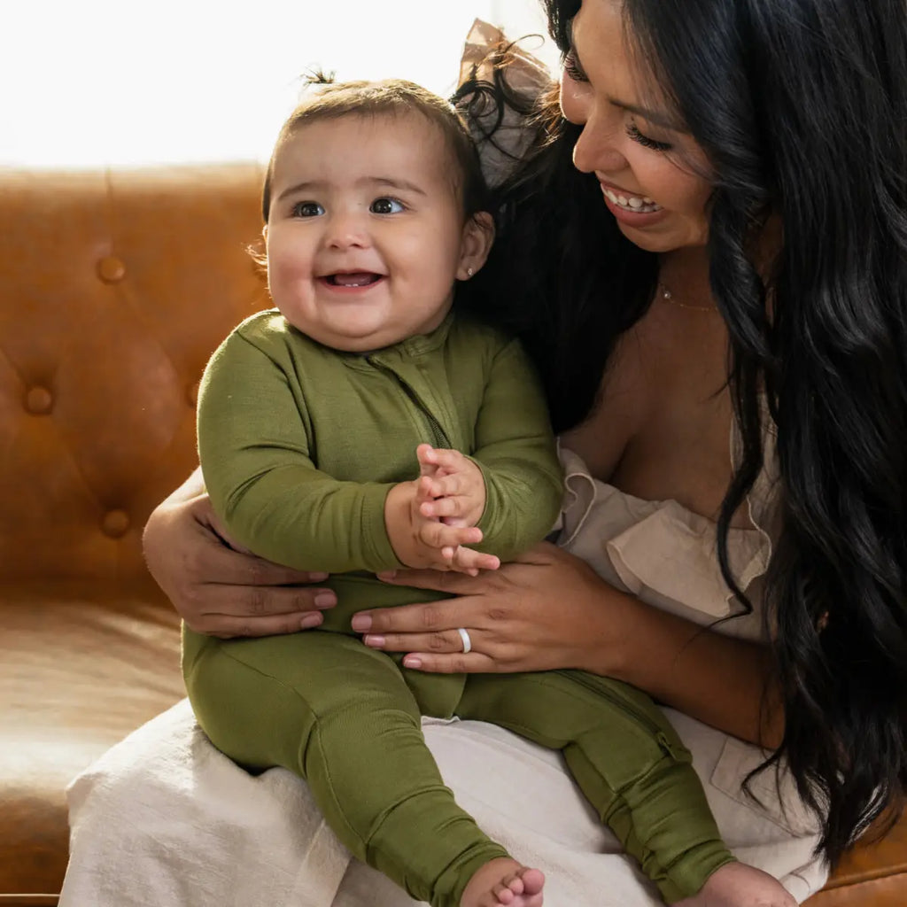 Baby Bamboo Pajamas w/ DreamCuffs® Dreamland Baby